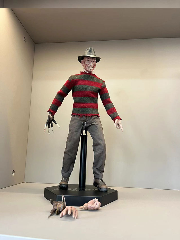 Sideshow Garage Kit